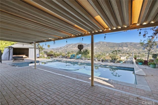 468 E View, Santa Paula, CA 93060