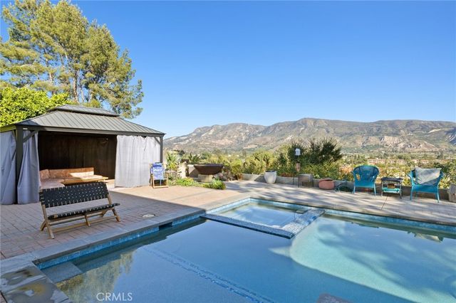 468 E View, Santa Paula, CA 93060