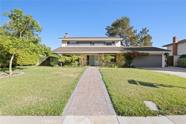 468 E View, Santa Paula, CA 93060