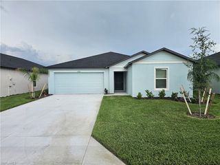 17316 Cantu CT, North Fort Myers, FL 33917