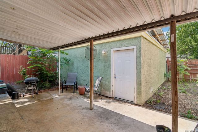 6934 NESTON DR, San Antonio, TX 78239