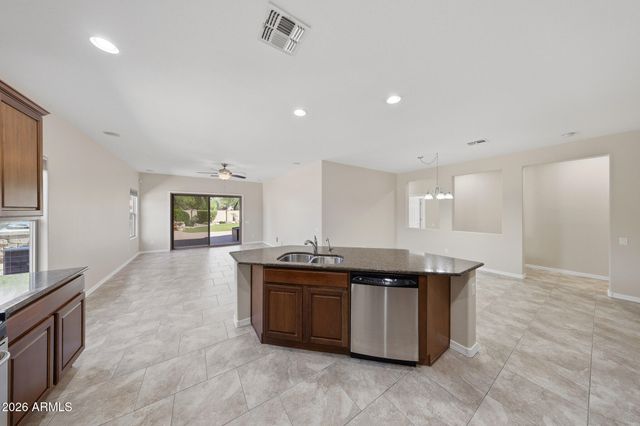 4607 S HASSETT Circle, Mesa, AZ 85212