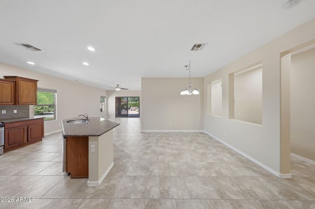 4607 S HASSETT Circle, Mesa, AZ 85212