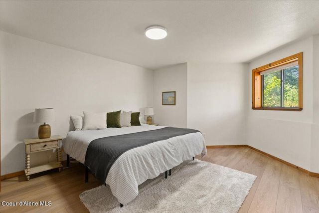 400 S Ohana Beach DR, Coeur D'alene, ID 83814