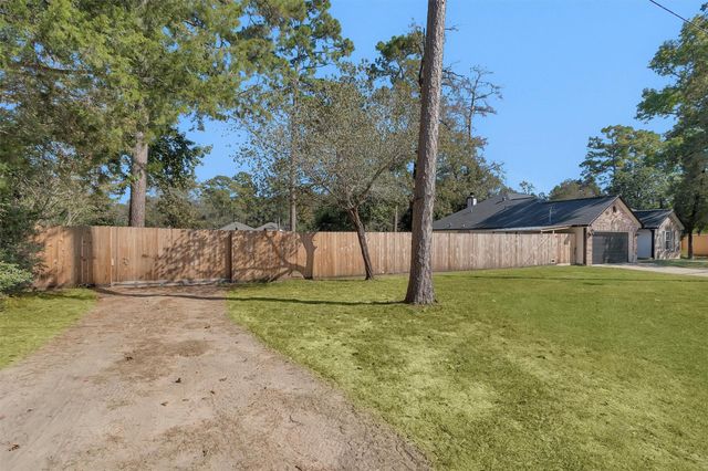 12132 Brazos Drive, Willis, TX 77378