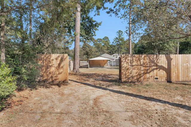 12132 Brazos Drive, Willis, TX 77378