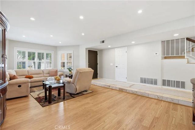 7923 Casaba, Winnetka, CA 91306