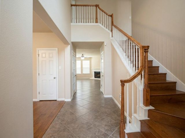 2404 Branding Iron LN, Leander, TX 78641