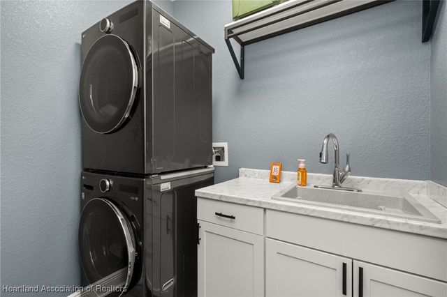 4211 North Course Lane, Avon Park, FL 33825