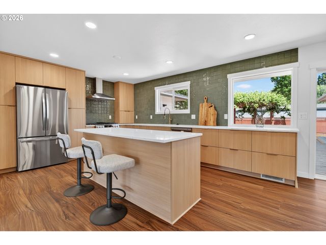 663 LINDA Ave Ne, Keizer, OR 97303