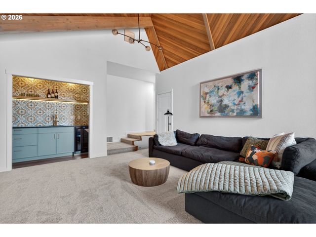 663 LINDA Ave Ne, Keizer, OR 97303