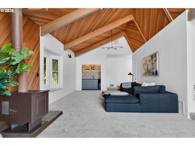 663 LINDA Ave Ne, Keizer, OR 97303