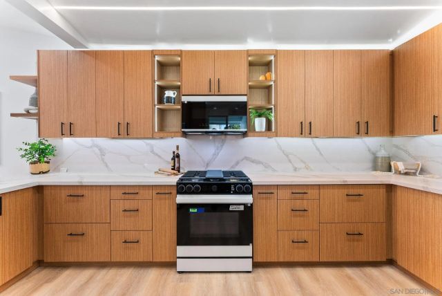 2729 Gobat Avenue, San Diego, CA 92122