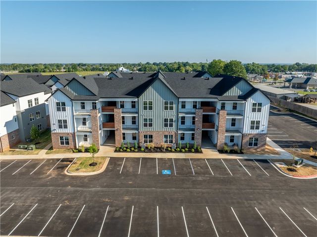 The Benton - 200 Ryan Randolph | Woodruff, Pea Ridge, AR 72751