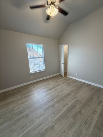 2300 Brooklake Street W, Denton, TX 76207