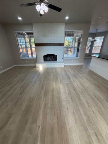 2300 Brooklake Street W, Denton, TX 76207
