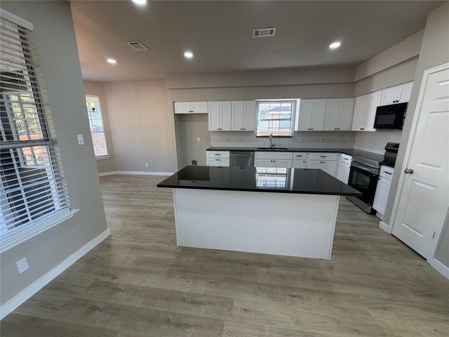 2300 Brooklake Street W, Denton, TX 76207