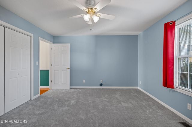 178 Sycamore Drive, Jacksboro, TN 37757