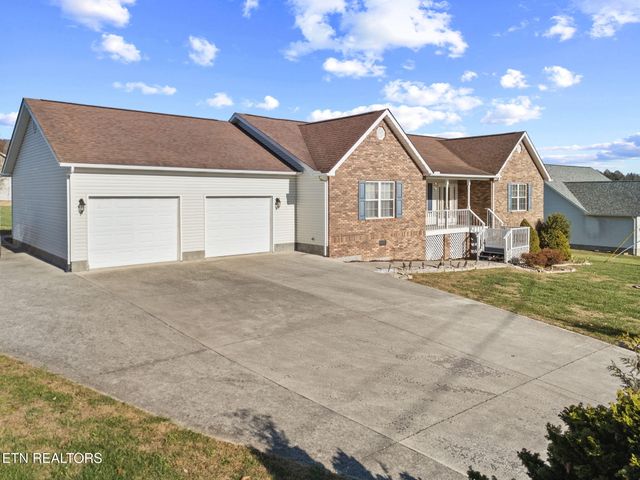 178 Sycamore Drive, Jacksboro, TN 37757