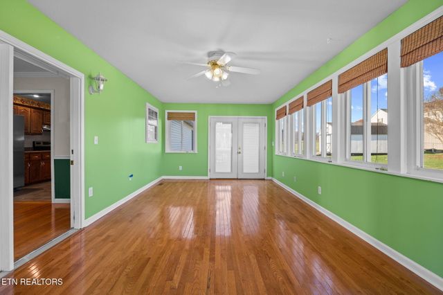 178 Sycamore Drive, Jacksboro, TN 37757