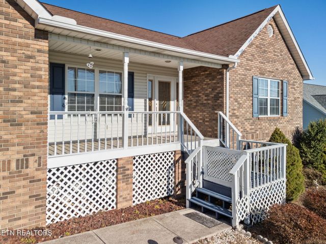 178 Sycamore Drive, Jacksboro, TN 37757