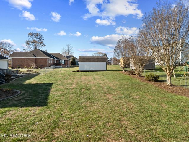 178 Sycamore Drive, Jacksboro, TN 37757