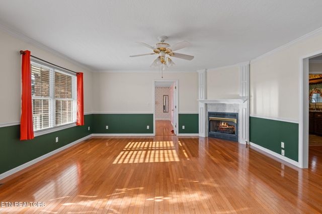 178 Sycamore Drive, Jacksboro, TN 37757