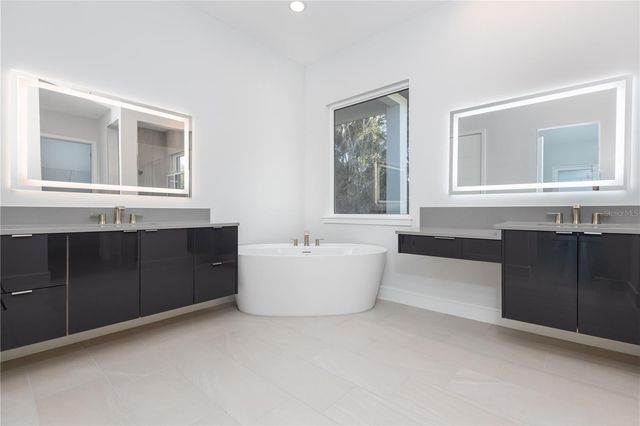 109 NEW LEATHERWOOD DRIVE, Palm Coast, FL 32137