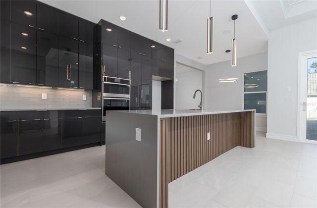 109 NEW LEATHERWOOD DRIVE, Palm Coast, FL 32137