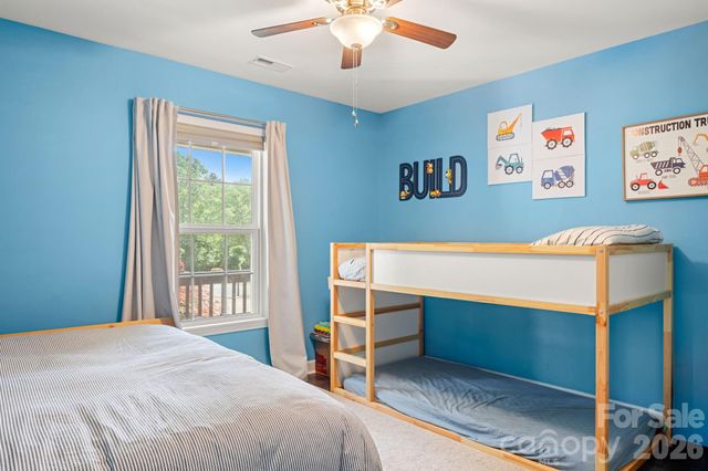 7172 Rolling Hills Drive, Sherrills Ford, NC 28673