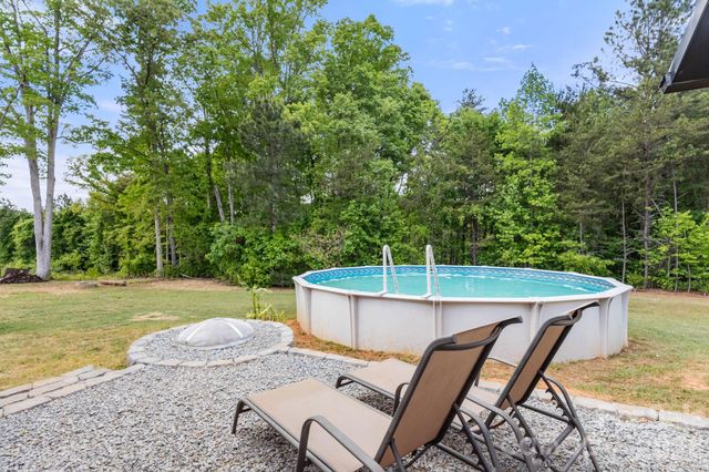 7172 Rolling Hills Drive, Sherrills Ford, NC 28673