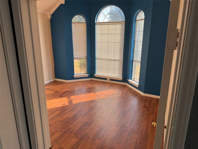 2700 Crystal Falls Drive, Mesquite, TX 75181
