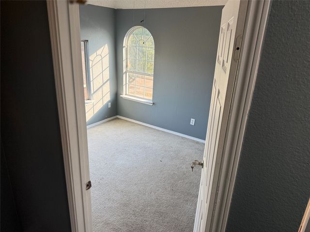 2700 Crystal Falls Drive, Mesquite, TX 75181