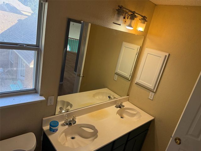 2700 Crystal Falls Drive, Mesquite, TX 75181