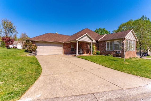 8016 Bayberry Drive, Evansville, IN 47711