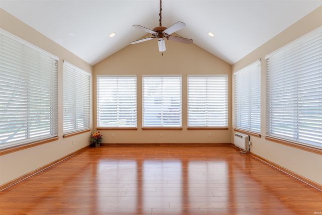 8016 Bayberry Drive, Evansville, IN 47711