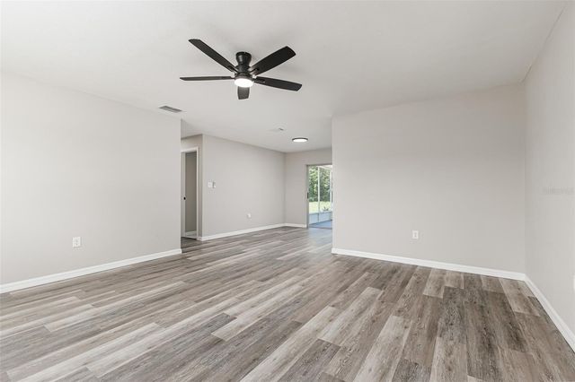 4994 E HINSON AVENUE, Haines City, FL 33844