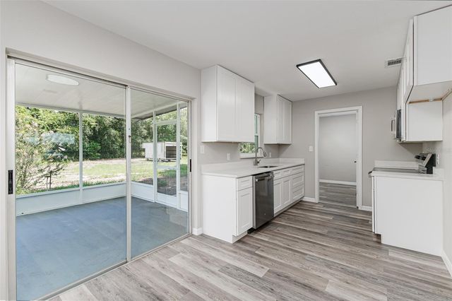 4994 E HINSON AVENUE, Haines City, FL 33844