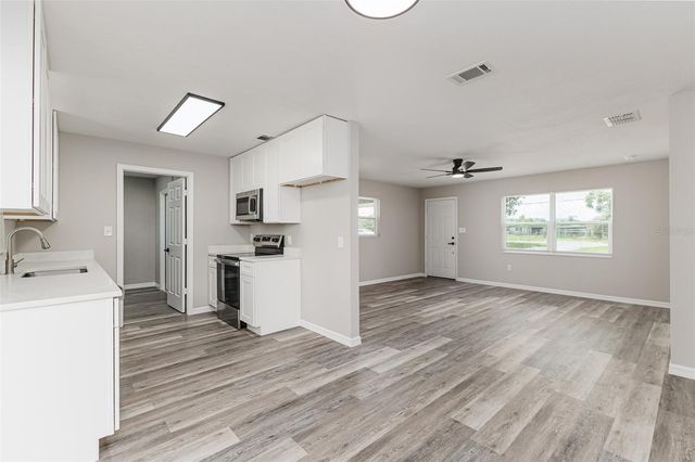 4994 E HINSON AVENUE, Haines City, FL 33844