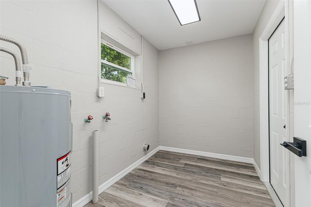4994 E HINSON AVENUE, Haines City, FL 33844