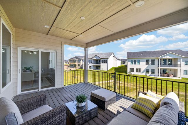 265 NW Copperleaf Court, Waukee, IA 50263