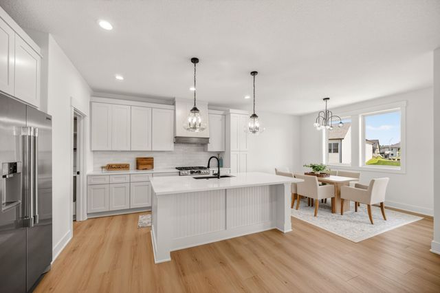 265 NW Copperleaf Court, Waukee, IA 50263