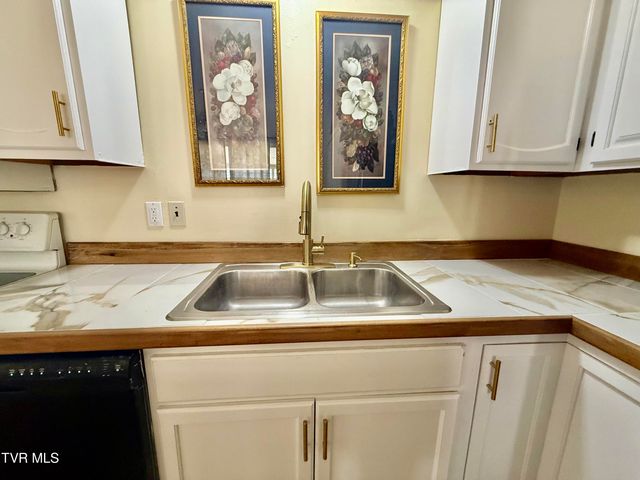 1026 Cooper Street, Kingsport, TN 37665