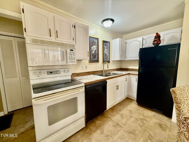 1026 Cooper Street, Kingsport, TN 37665