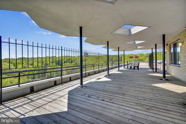 6641 WAKEFIELD DR #309, Alexandria, VA 22307