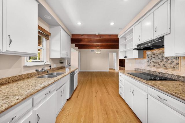 1328 Arlington Pl, El Cajon, CA 92021