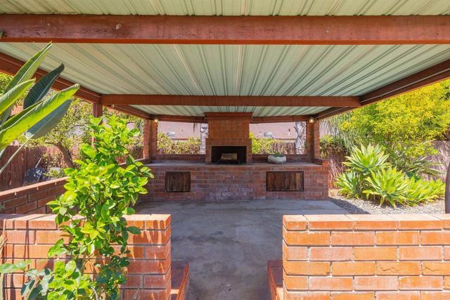 1328 Arlington Pl, El Cajon, CA 92021