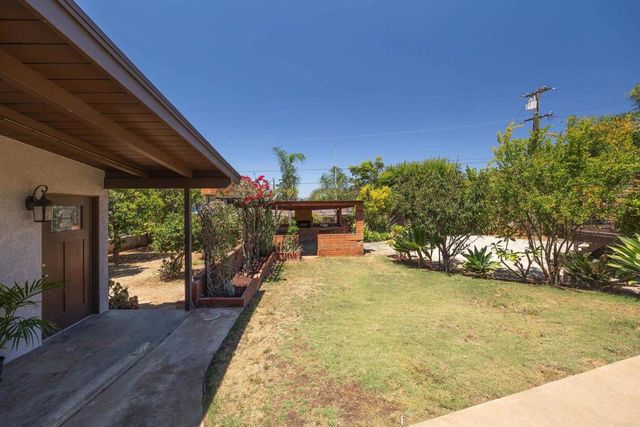 1328 Arlington Pl, El Cajon, CA 92021