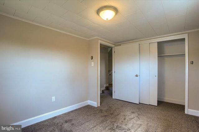 1 OAKMONT RD, Harrisburg, PA 17109