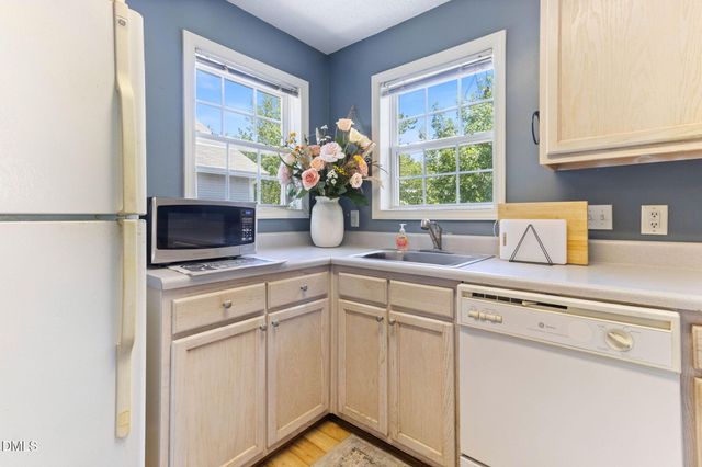 2021 Wolf Tech Lane 303, Raleigh, NC 27603